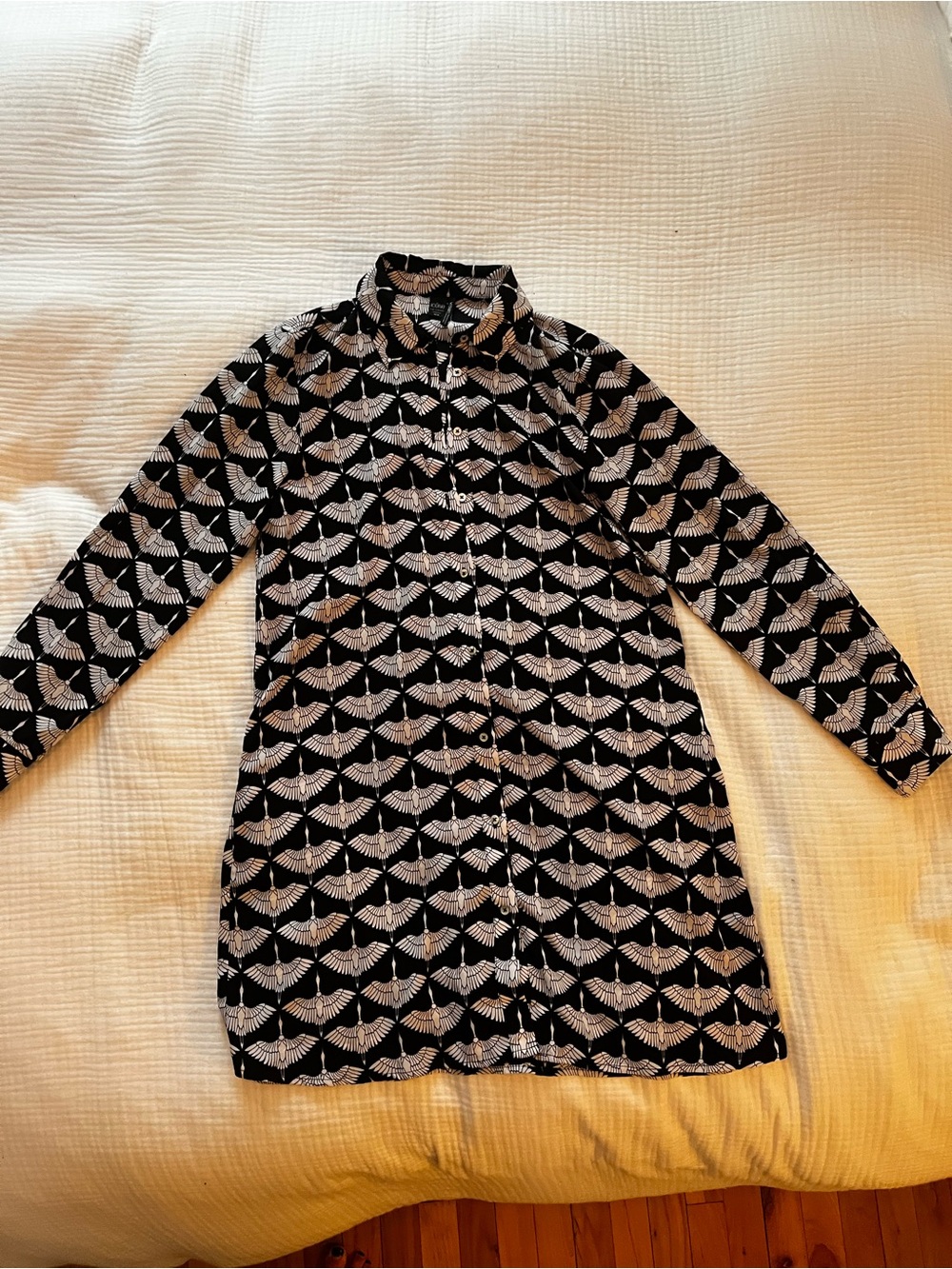 Black & White Patterned Women’s Chemise Dress